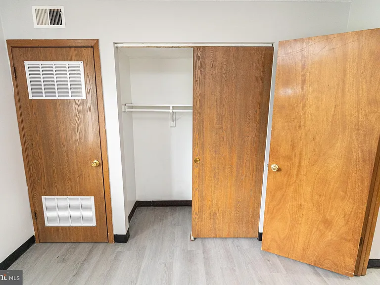 510 S Main St #18 — Photo 22