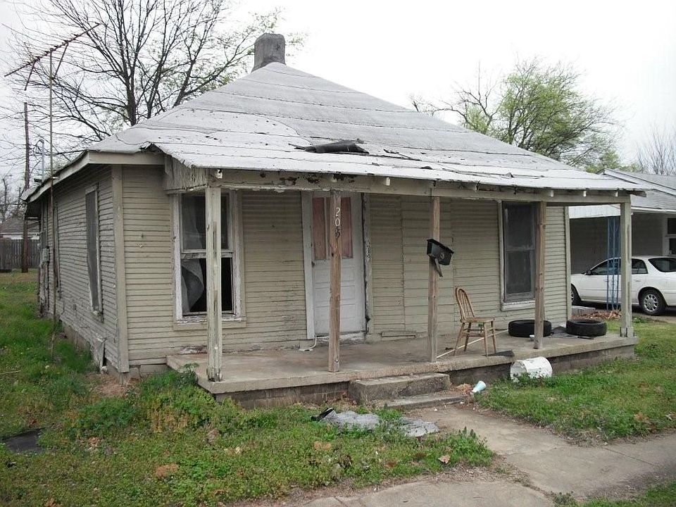 1st image of 205 Oakland Ave