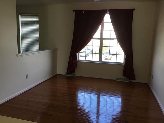 Living Room (Main Floor)