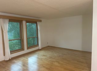 6670 Vernon Ave #409, Edina, MN 55436