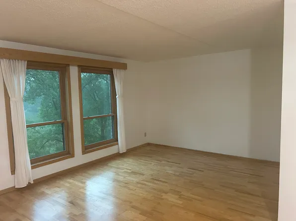 6670 Vernon Ave, Edina, MN