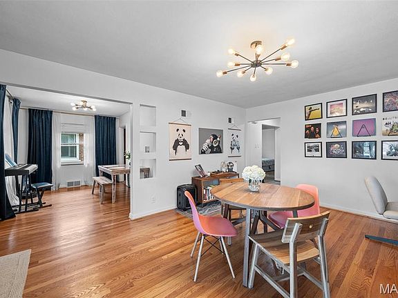 5th image of 6916 Hampton Ave