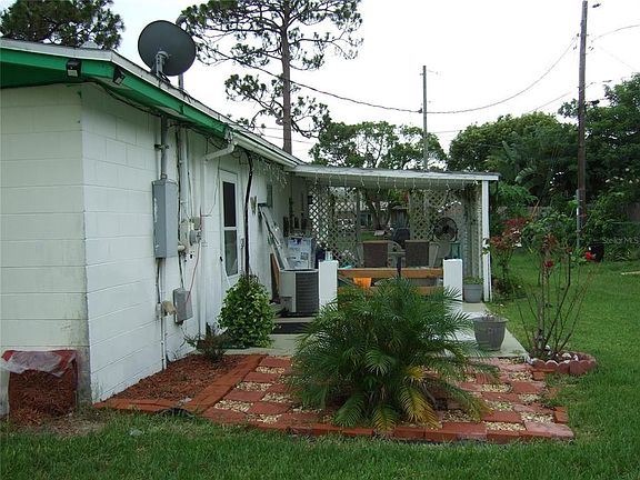 4th image of 4244 Anthony Ln