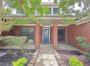 209 Westbrook Dr, Victoria, TX 77904