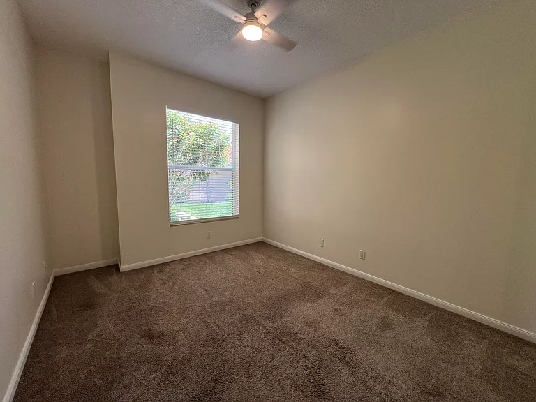 244 Hampton Pl — Photo 24