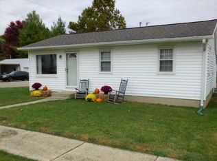 518 Meredith St, Washington, IN 47501