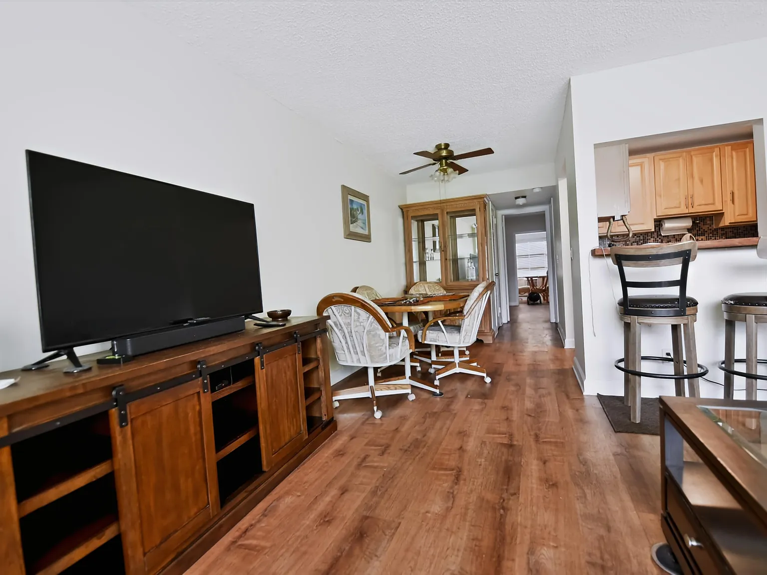 1 bed, 1.0 bath, 660 sqft, $1,400 — Photo 3
