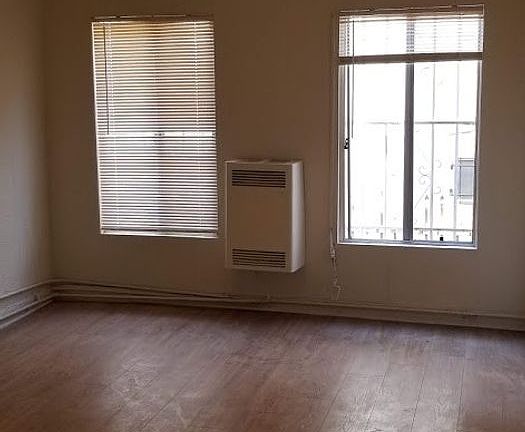 2nd image of 2651 S Manhattan Pl #103