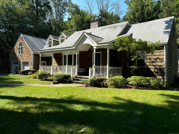 46 Middle Ridge Road, Stamford, CT 06903