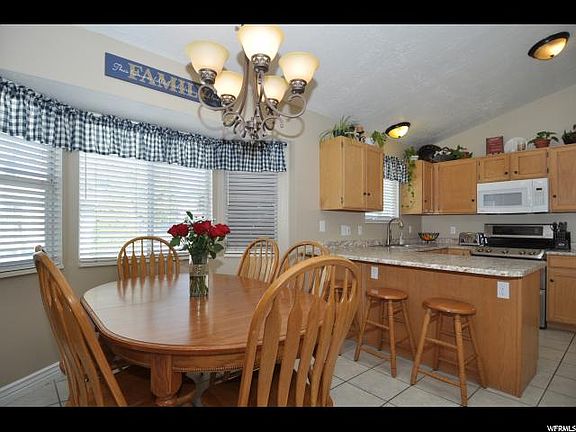 5th image of 1148 W Windfield Ct