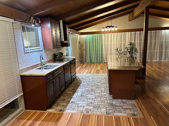 4th image of 36080 Timberlane Dr