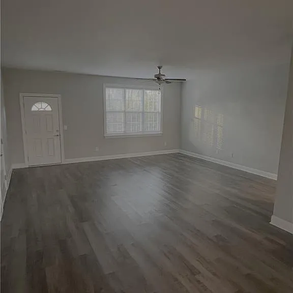 2086 Pathway Dr — Photo 4