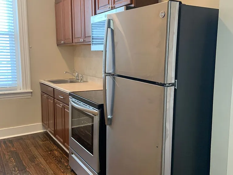 618 Delaware Ave — Photo 7