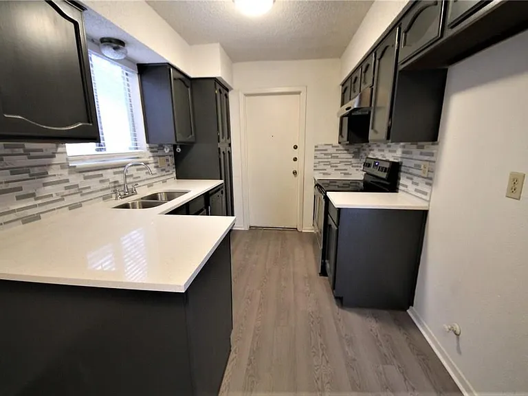 3206 Spaniel Dr — Photo 7