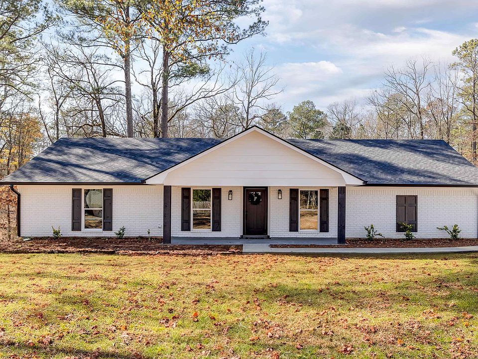 1st image of 208 Wildwood Dr