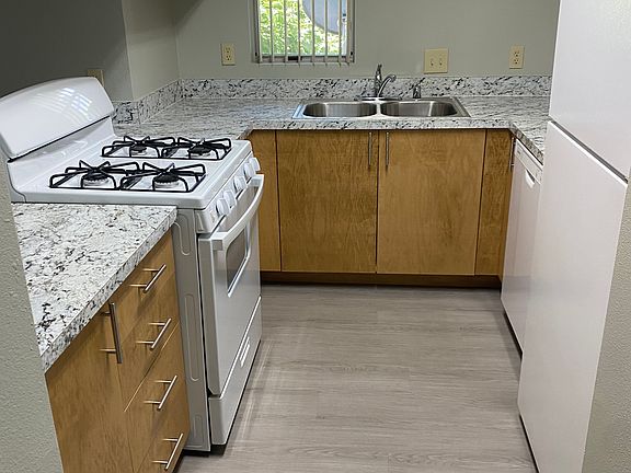 3rd image of 1131 S Russell Ave #22