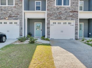 361 S Stingray Lane, Sneads Ferry, NC 28460