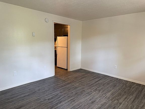 3rd image of 5820 Sanford Rd N #5820S-09
