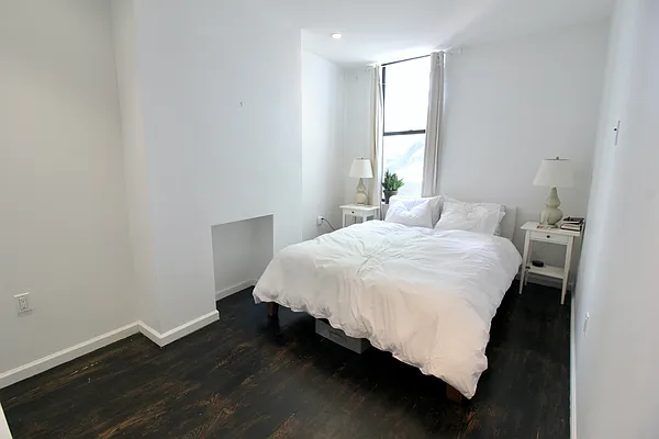 Rented by True Real Estate Group | media 13