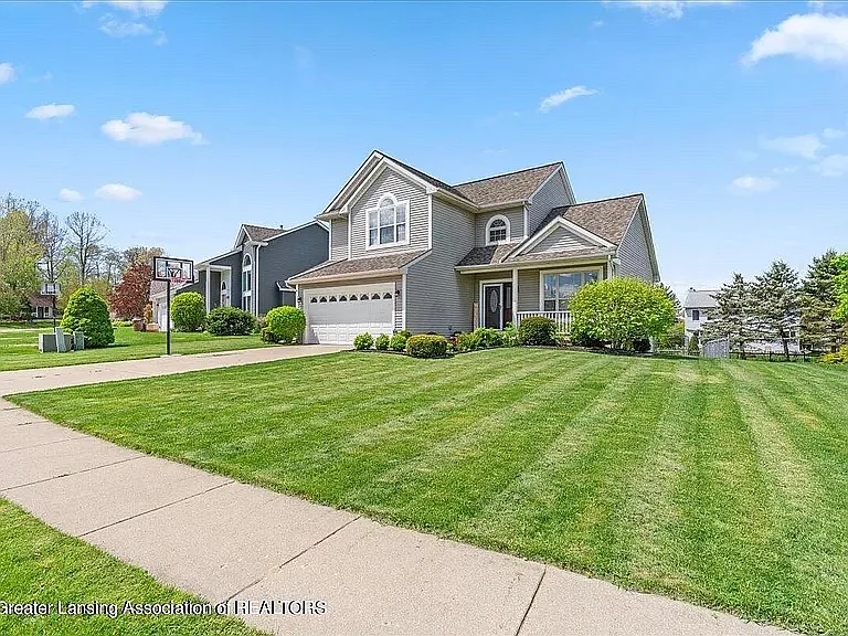 12822 Isle Royale Dr — Photo 2