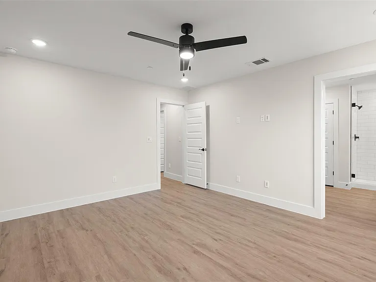 5512 Mobeetie Loop — Photo 9