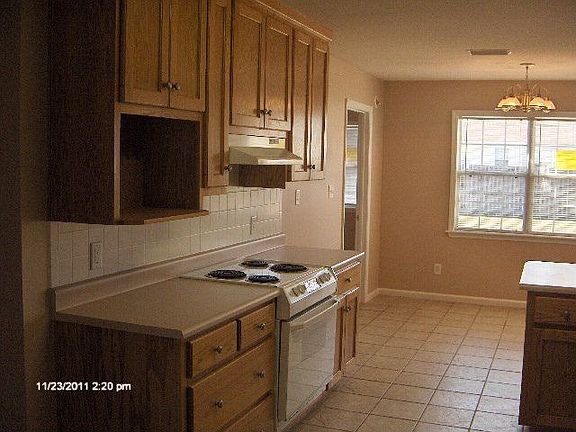 4th image of 2504 Muscogee Dr