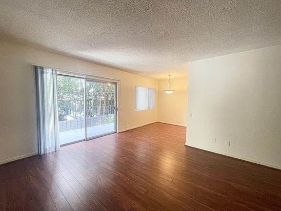 4th image of 11645 Chenault St #308