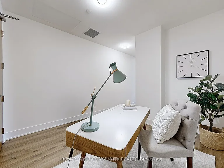 111 Saint Clair Ave W #1828 — Photo 23