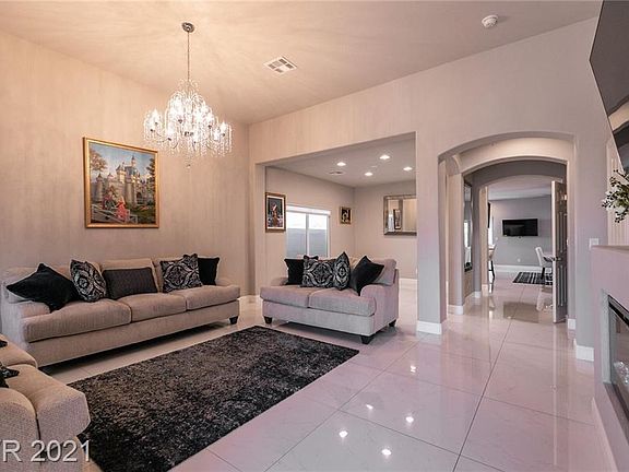 5th image of 10508 Aphrodite St