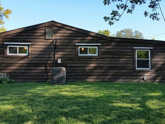 3rd image of 9208 Harold Dr