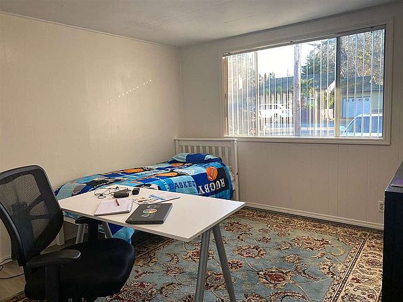 5th image of 1258 McNamara Ave
