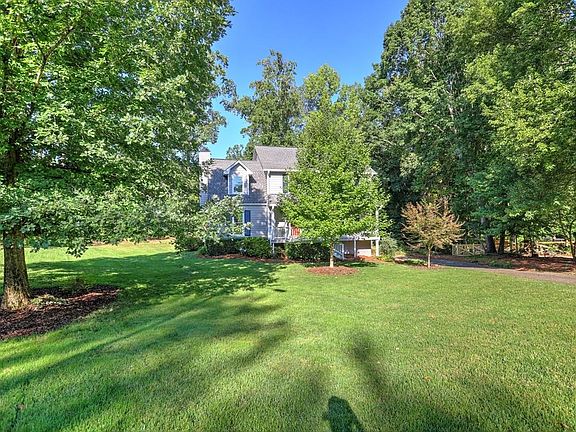 5th image of 3071 Branford Ct