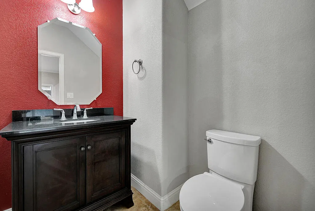 4 bed, 2.5 bath, 3011 sqft, $3,800 — Photo 3