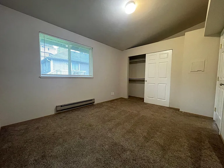505 S Summit Ave #B — Photo 14