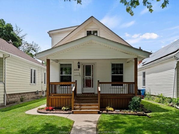 1215 Lincoln Rd, Windsor, ON N8Y 2H9