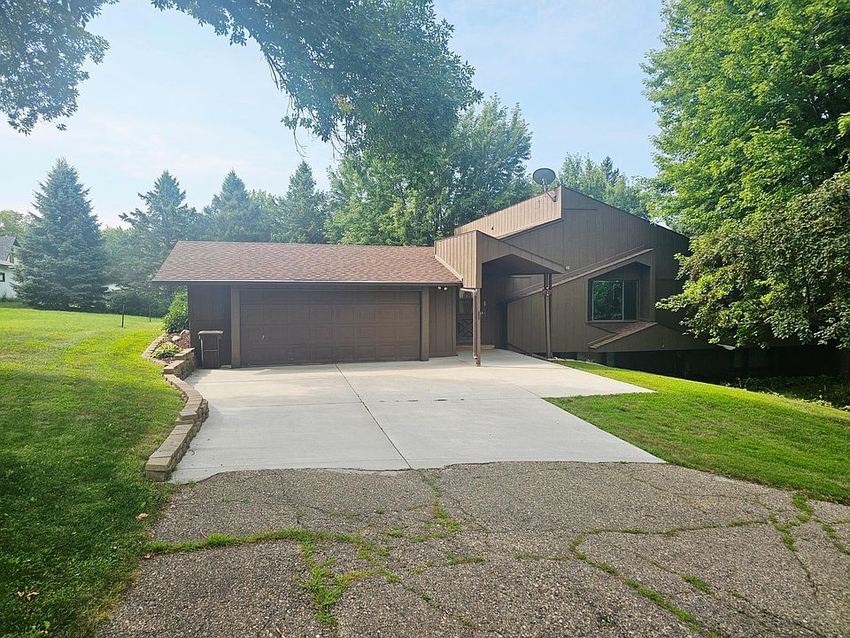 1st image of 308 Cedar Ln