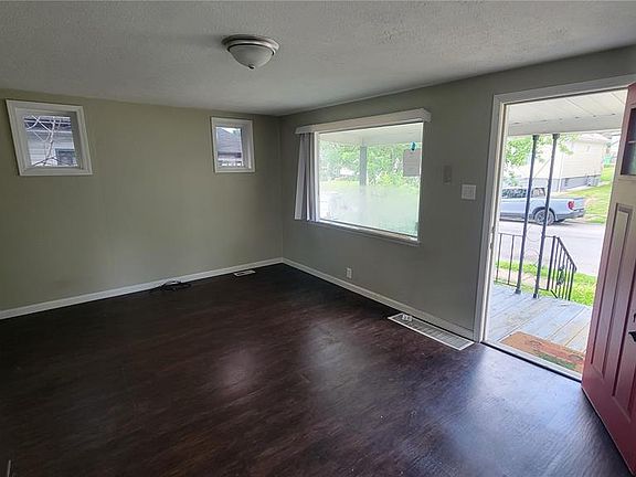 4th image of 4350 Bingham Ave