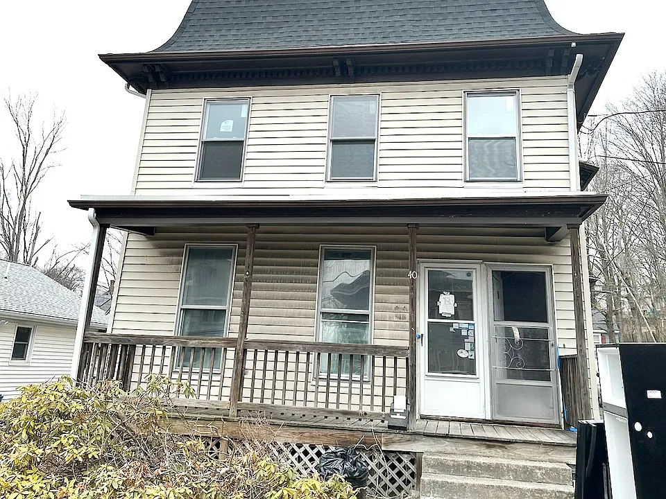 40 Warren Ave #2
