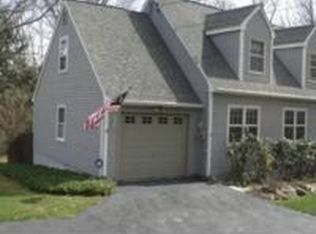 40 Sugar Maple Dr, Newtown Square, PA 19073