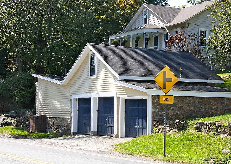 5 Car Garage