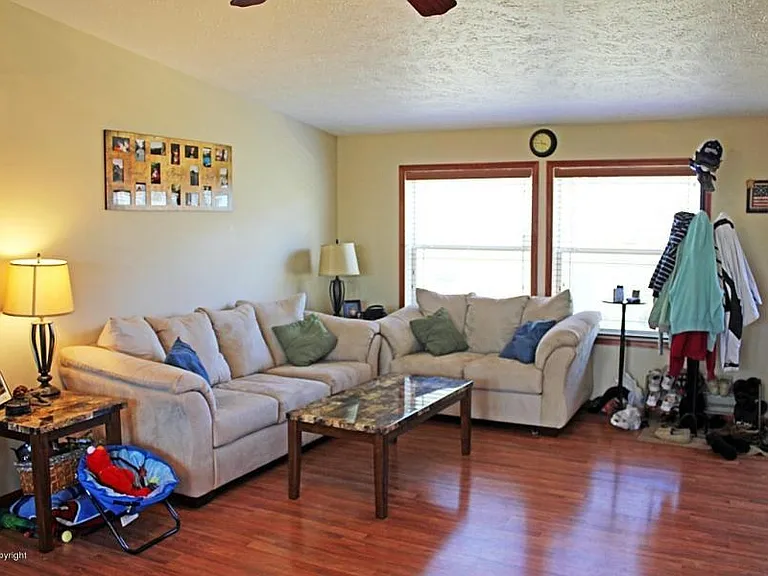 4306 Dakota Ct — Photo 4