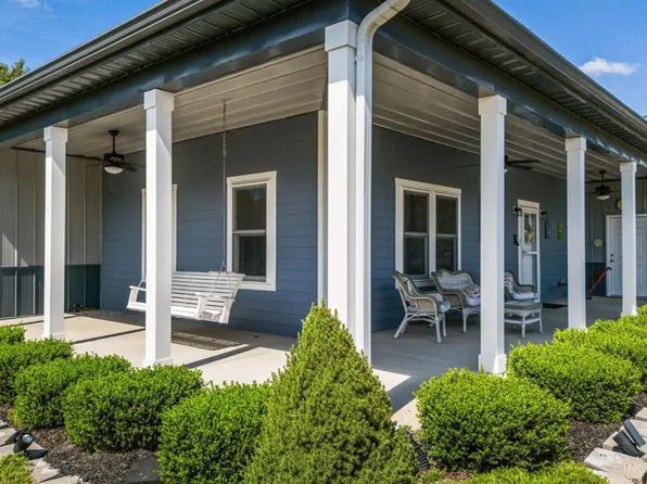 80 Circle Dr, New Vienna, OH 45159
