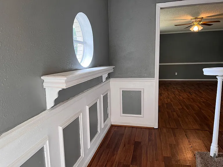1703 Delano St — Photo 32