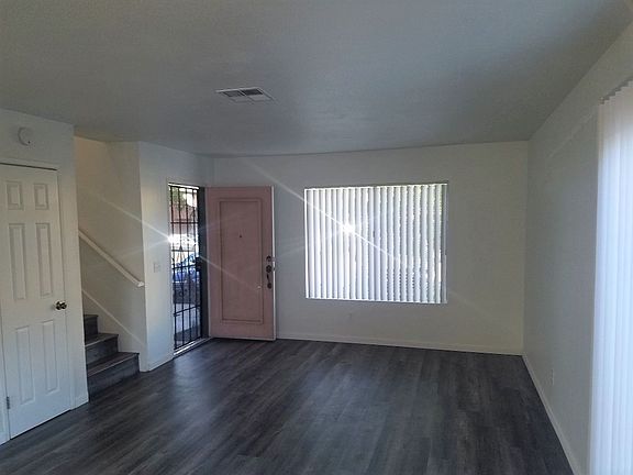 5th image of 2194 Bluehaven Ct