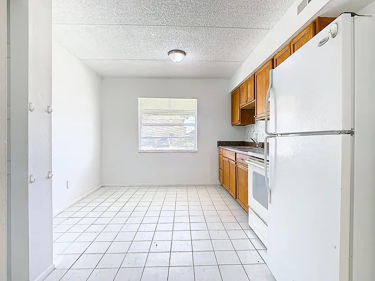 714 Michigan Ct #1 — Photo 20