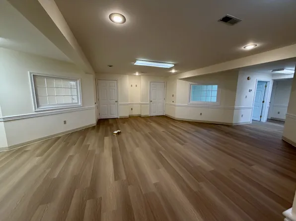 102 Manor Dr Suite 1-101, Bardstown, KY 40004