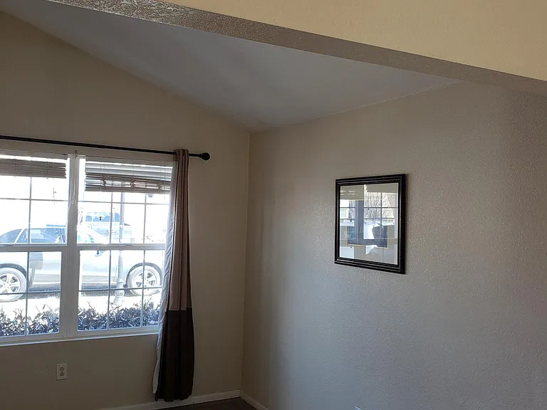 1758 Eagle St #F — Photo 21