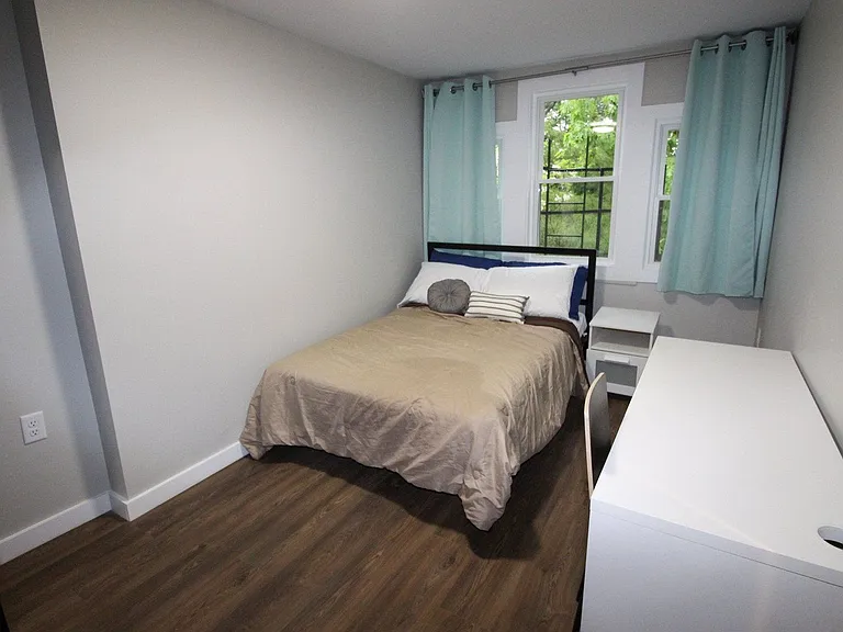 522 Stewart Ave — Photo 243