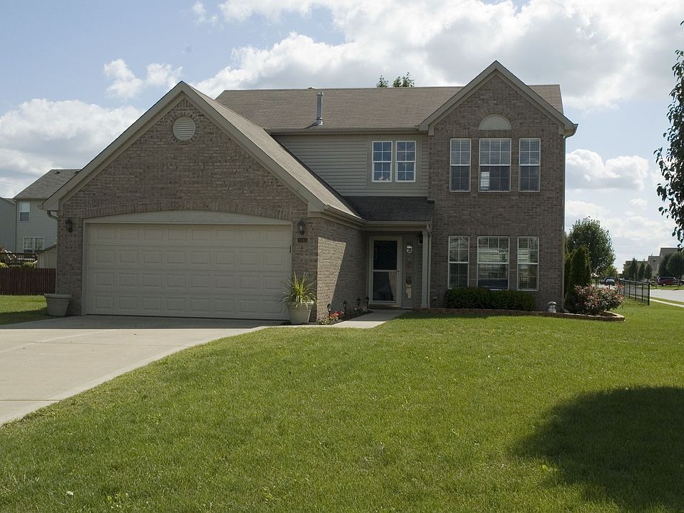 3 BR in Pines West