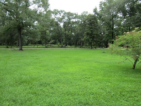 5th image of 22048 Caney Dr